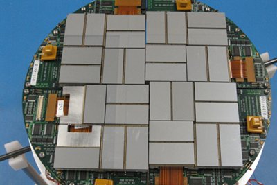 Fast X-ray detectors generate vast
			  amounts of data such as the CXI detector at LCLS,
			  capable of recording 40TB a day